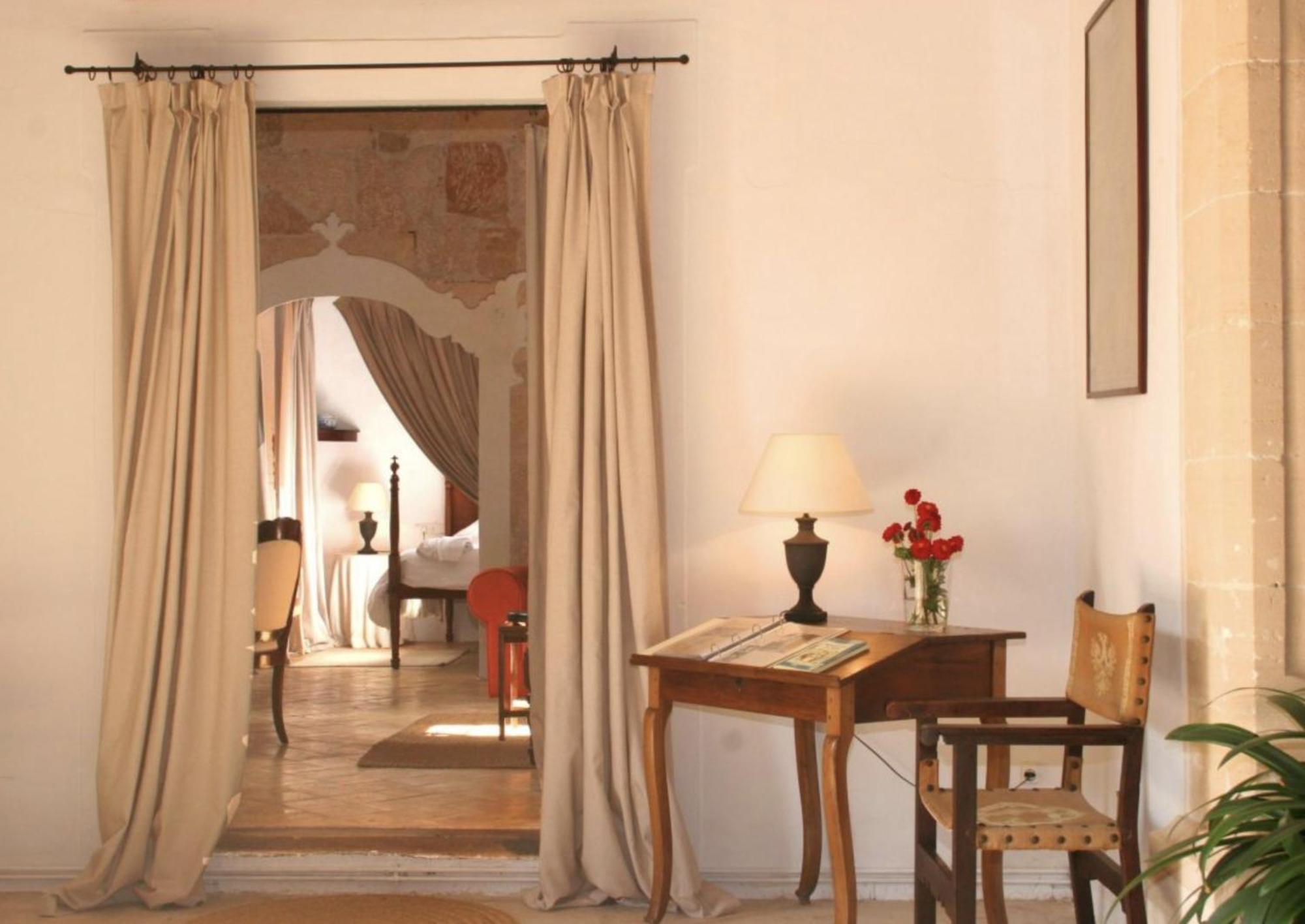 Oliver Moragues Grandhouse & Vineyard Landhuis