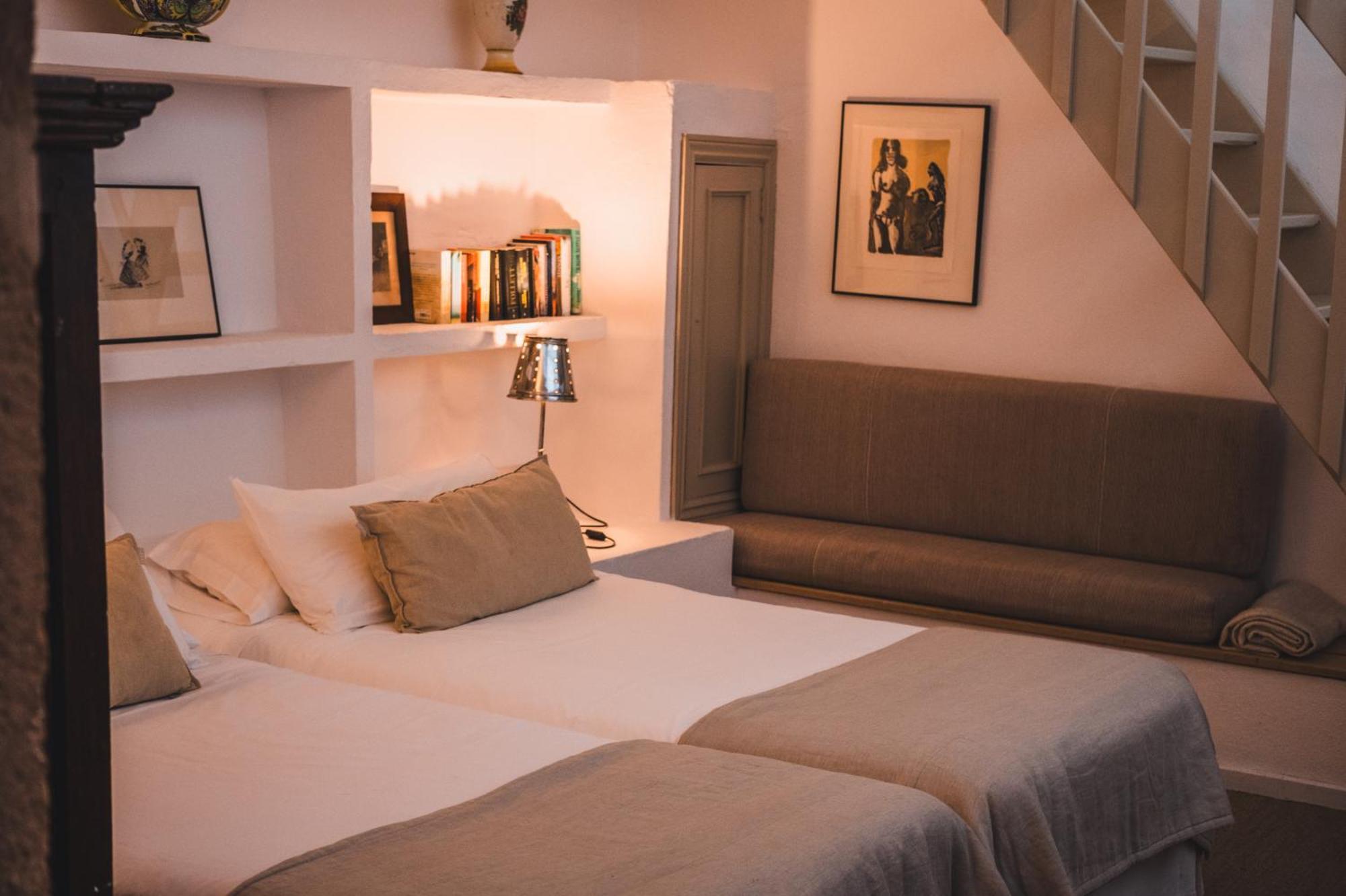 Oliver Moragues Grandhouse & Vineyard *