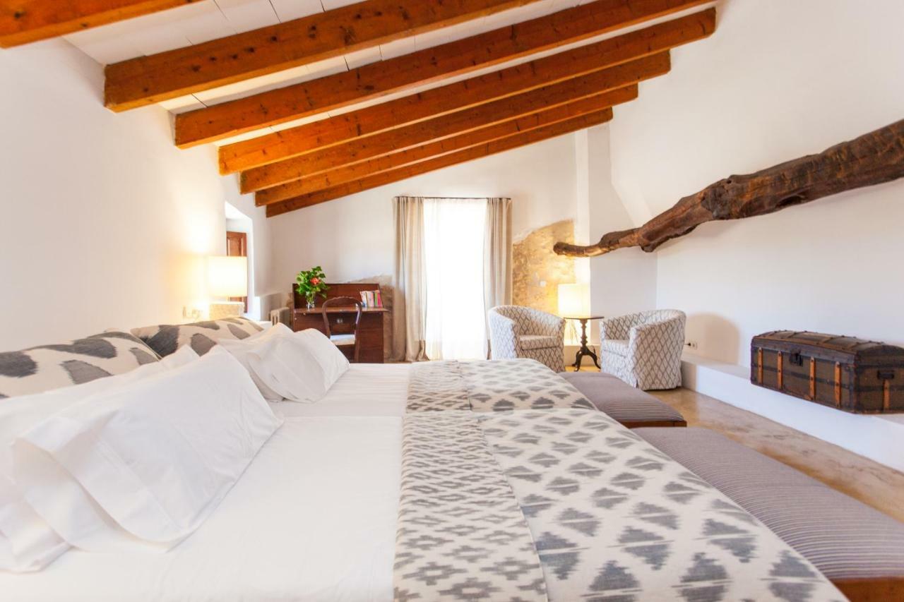 Oliver Moragues Grandhouse & Vineyard Landhuis *